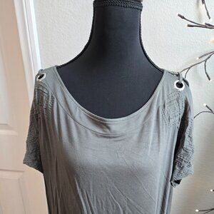 Cable & Gauge - Large Blouse - Green - EUC